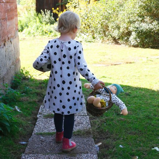 Nanchen Anziehpuppe Mascha