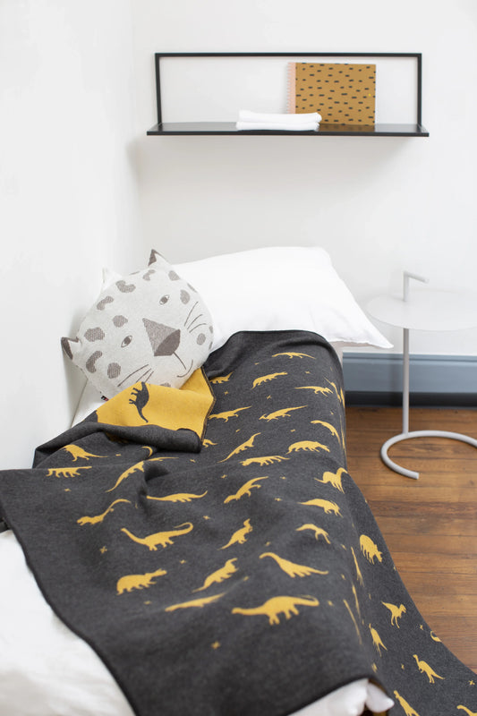 Kinderdecke JUWEL "Dinos allover" von David Fussenegger