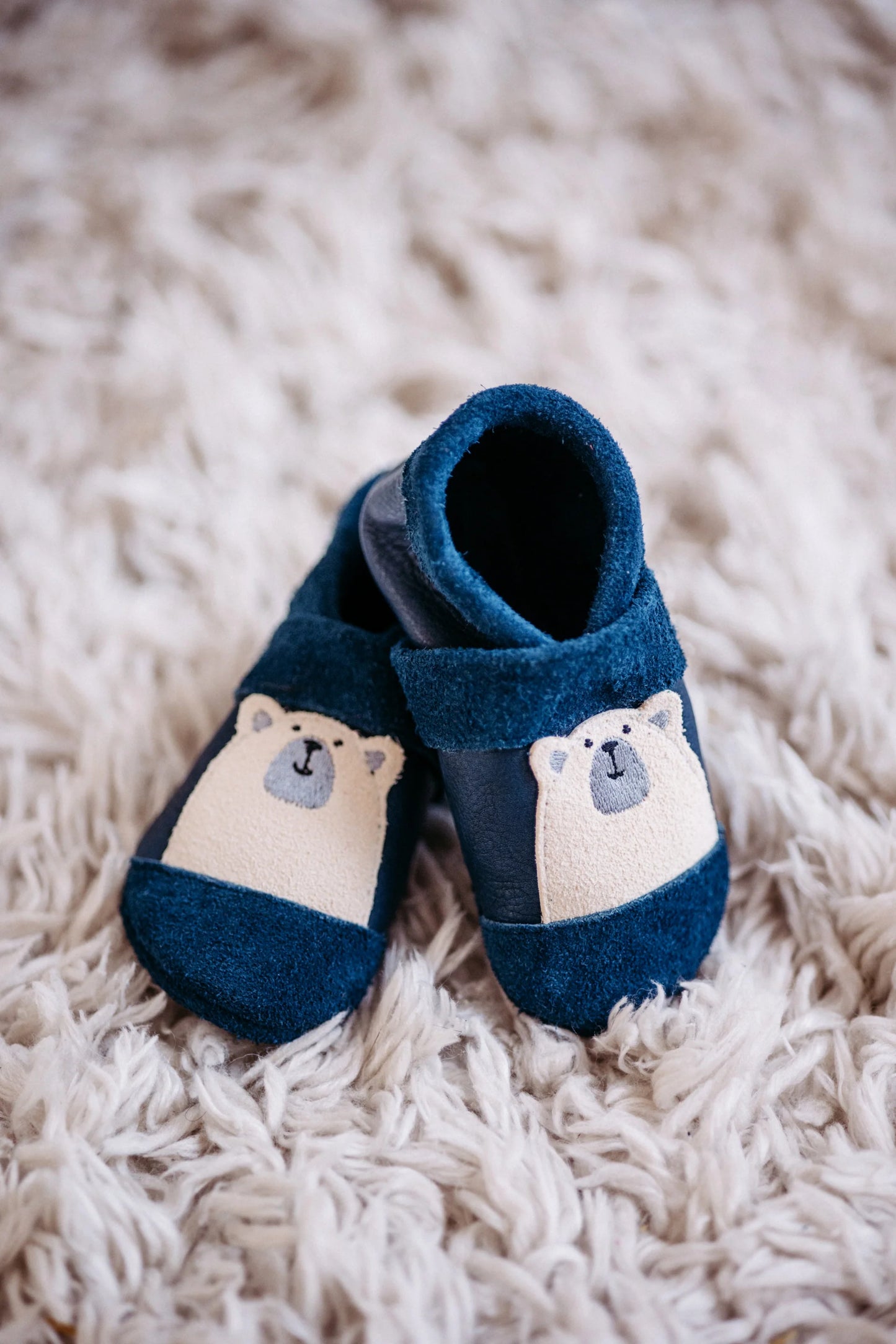 Pantolinos Lederschuhe mit Eisbär