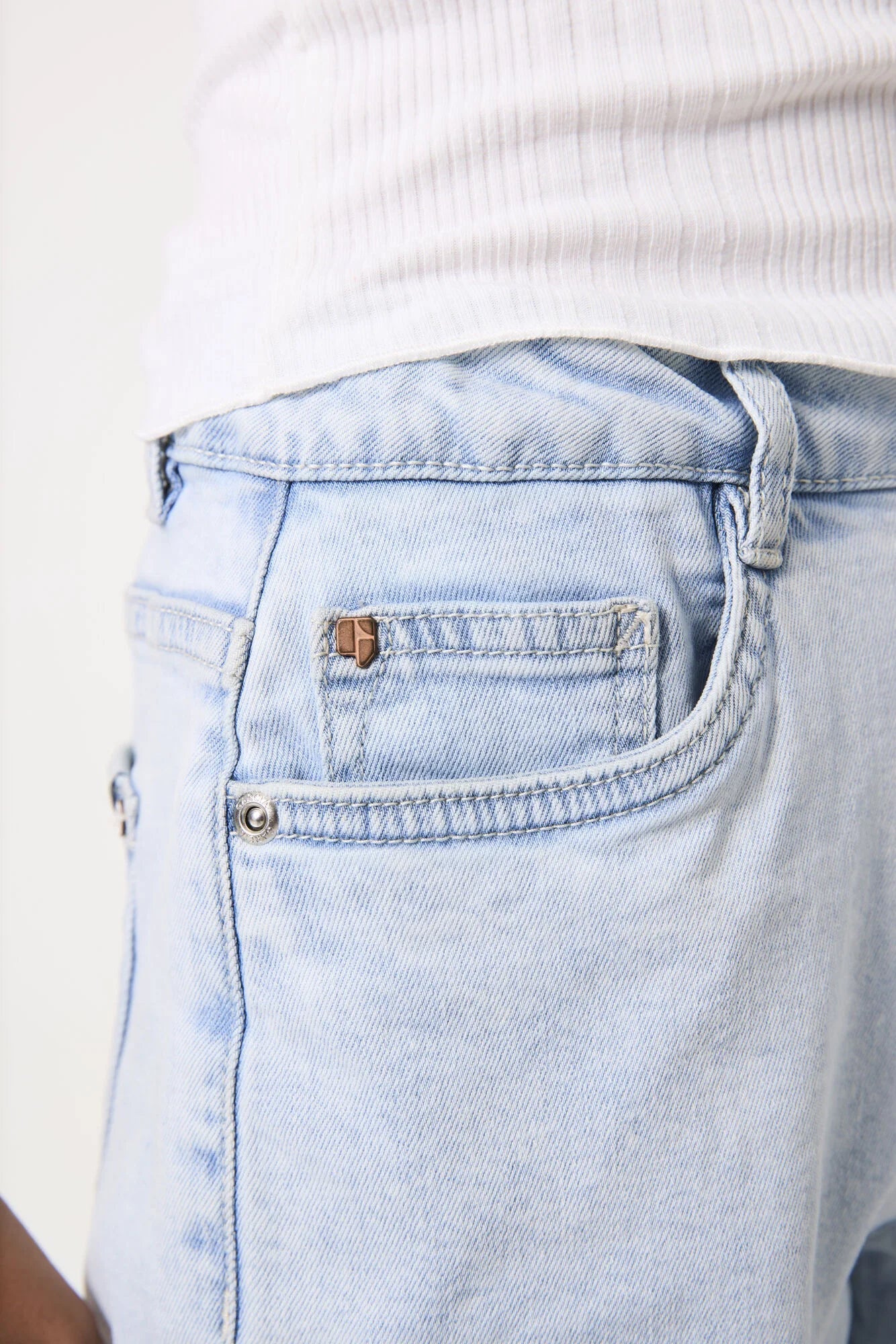 Garcia Denim-Shorts - Bleached