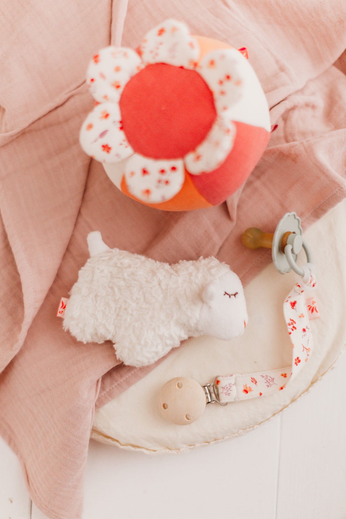 Kikadu Greifling Lämmchen GOTS