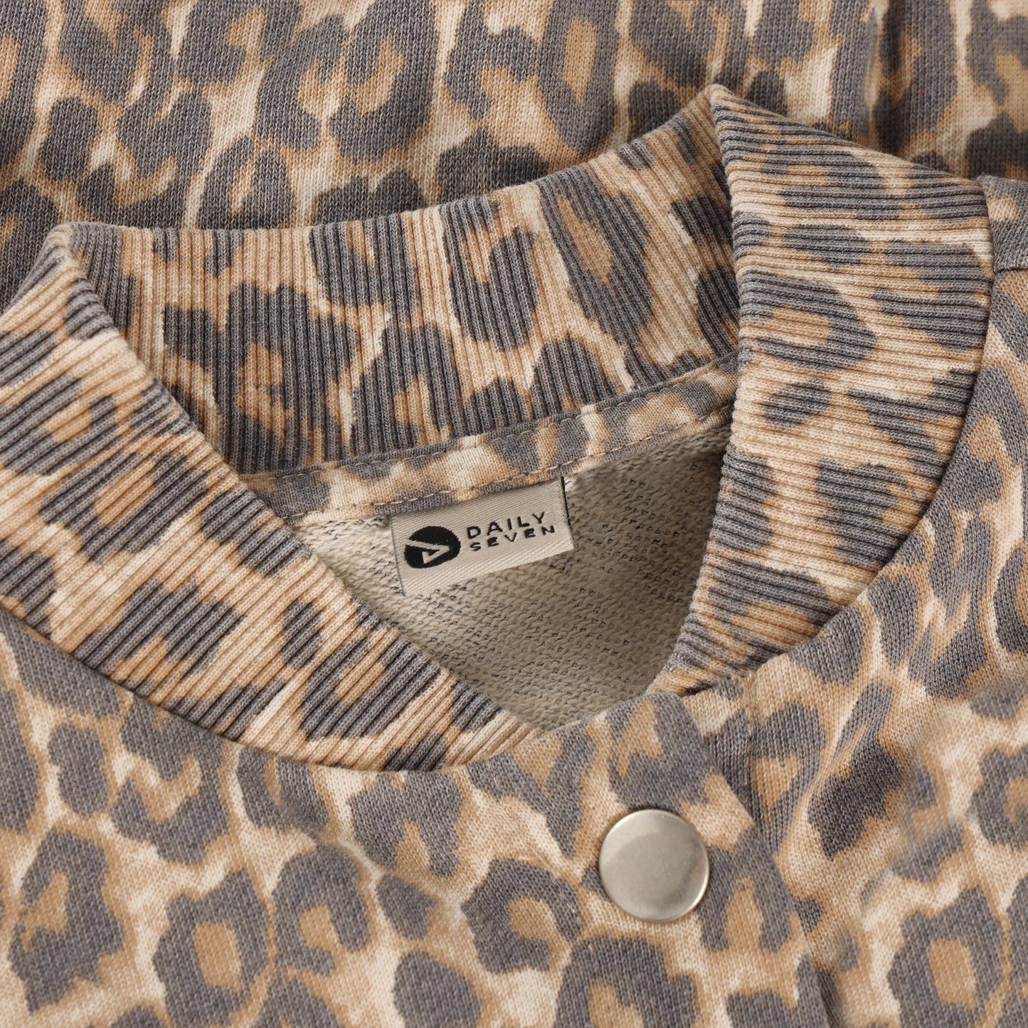 Daily7Kids Jacke mit Leoprint