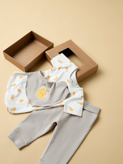 Name it Geschenkbox aus Body, Hose, Dreieckstuch