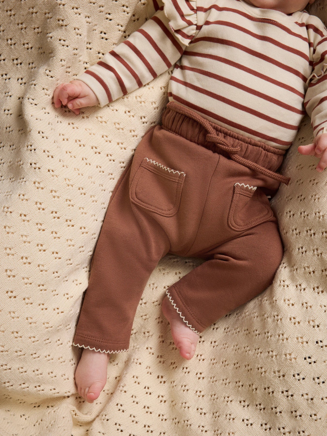Lil'Atelier Sweathose Loose Fit aus Bio-Baumwolle