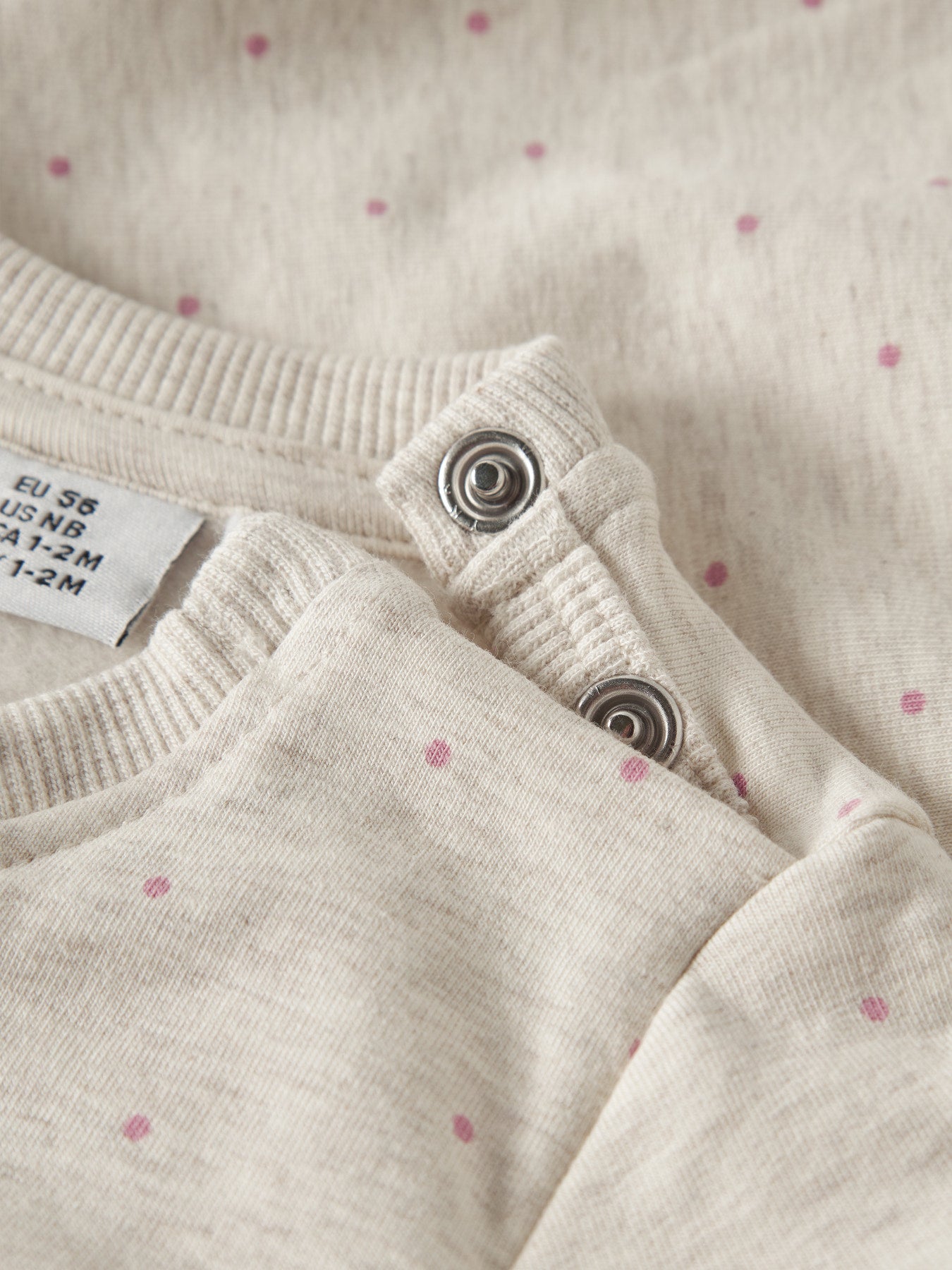 Name it Sweatshirt mit applizierter Blume aus Bio-Baumwolle