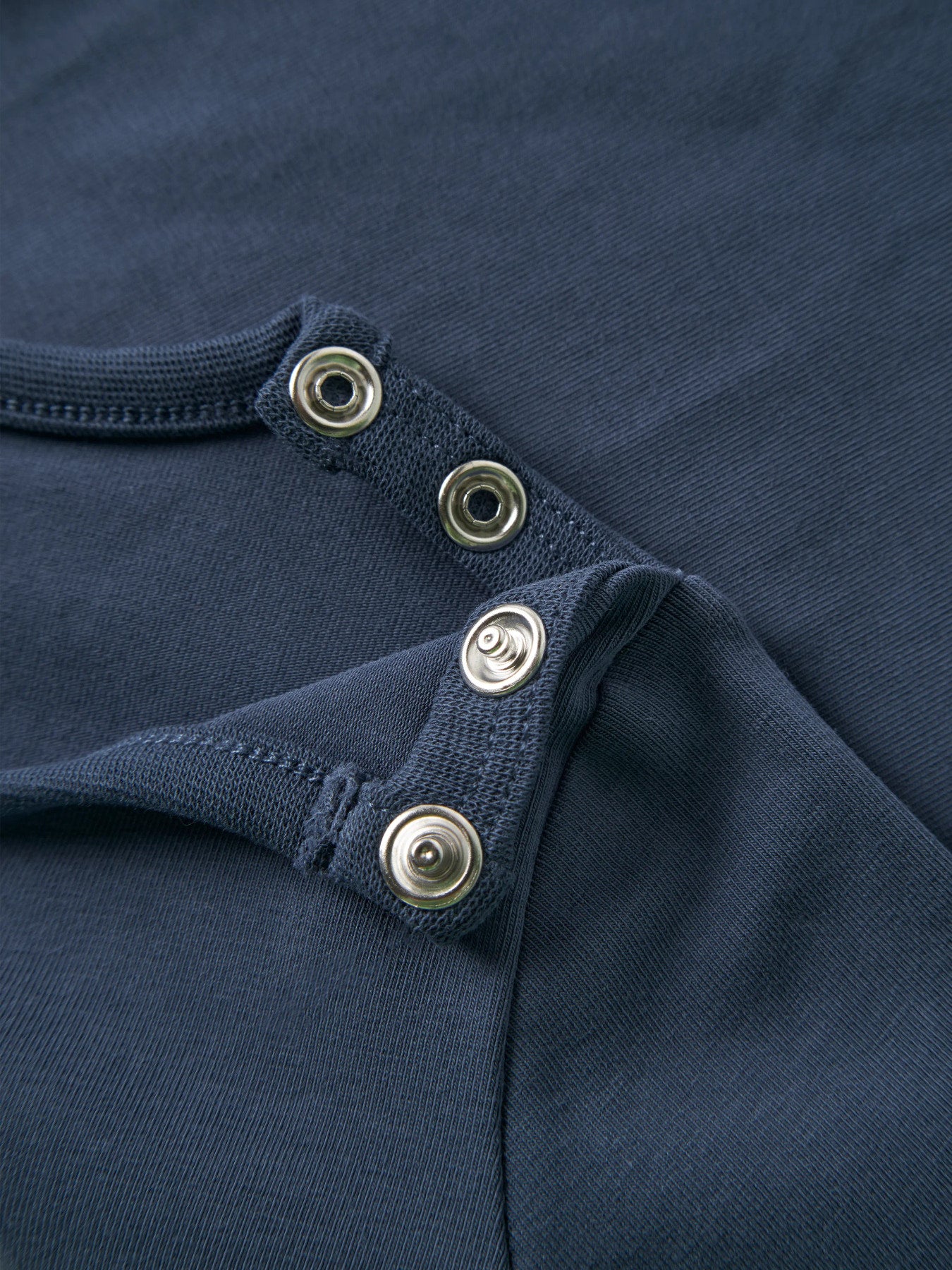 Name it Langarmshirt mit Traktor aus Bio-Baumwolle