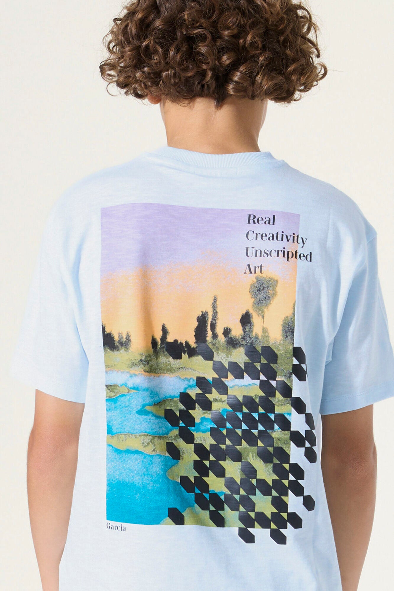 Garcia Hellblaues T-Shirt mit Rückenprint