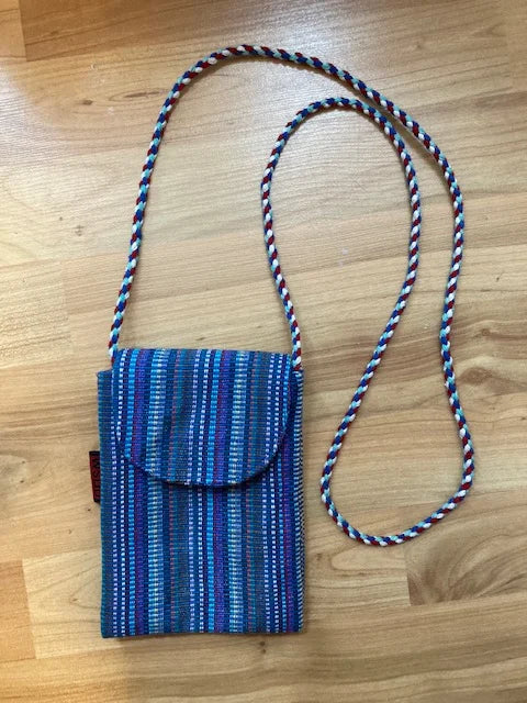 Handytasche blau von Frida Feeling