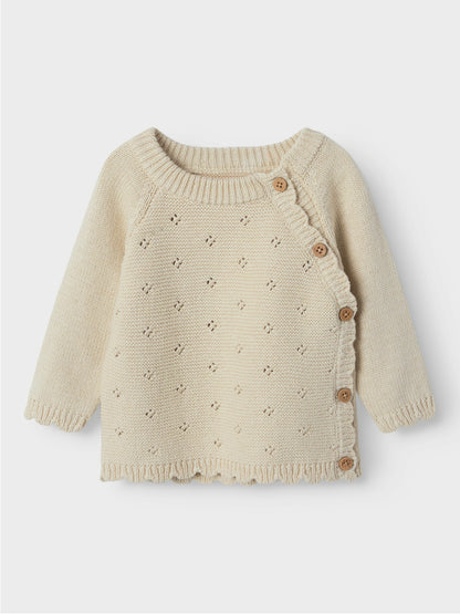 Lil'Atelier Strickpullover aus Bio-Baumwolle mit seitlichen Knöpfen