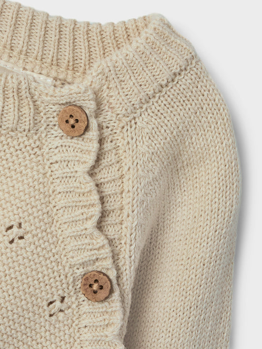 Lil'Atelier Strickpullover aus Bio-Baumwolle mit seitlichen Knöpfen