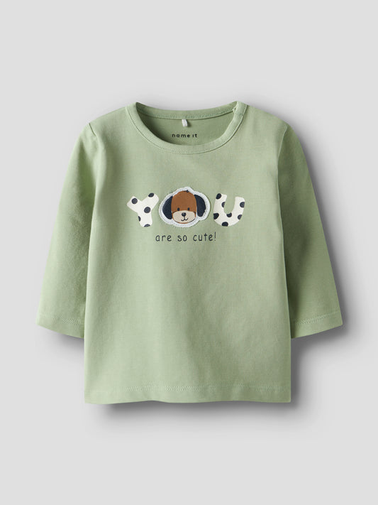 Name it Langarmshirt mit Hundeprint aus Bio-Baumwolle