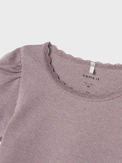 Name it T-Shirt mit Spitze aus Bio-Baumwolle