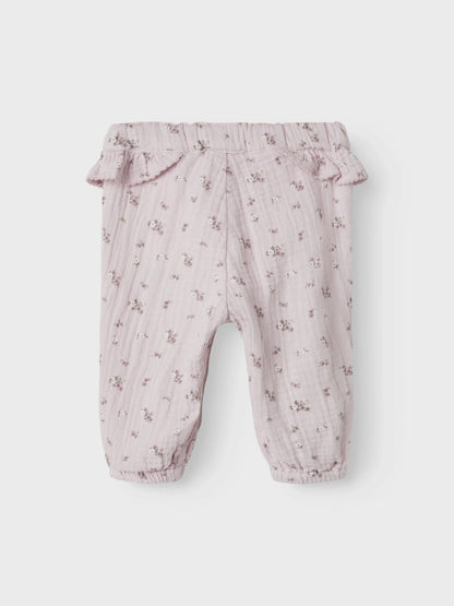 Name it Hose aus Musselin mit Blümchenprint