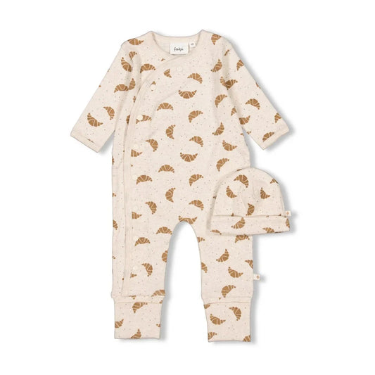 Feetje Strampler mit Klappfuß Croissant Geschenkkarton Set mit Mütze