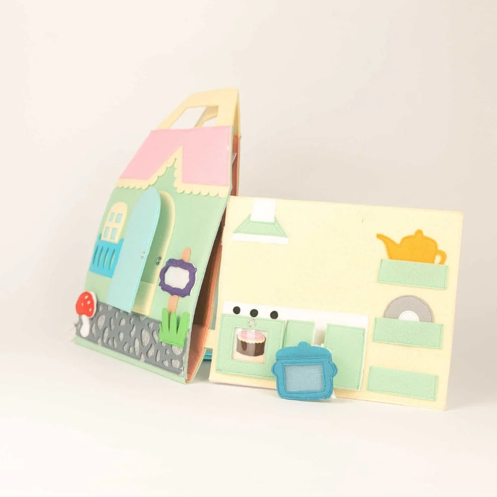 Jolly Designs Travel Buddy Puppenhaus – ein Zuhause für unterwegs, ab 18 Monaten