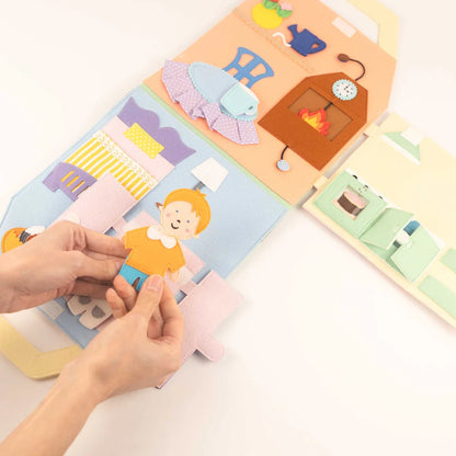 Jolly Designs Travel Buddy Puppenhaus – ein Zuhause für unterwegs, ab 18 Monaten