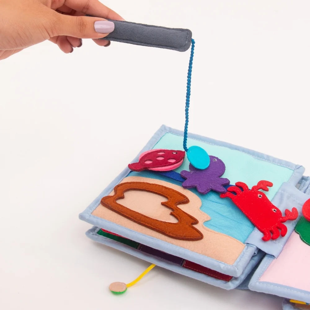 Jolly Designs Quiet Book Sonnenschein Lernbuch Formen, Farben & Angelspiel ab 18 Monaten