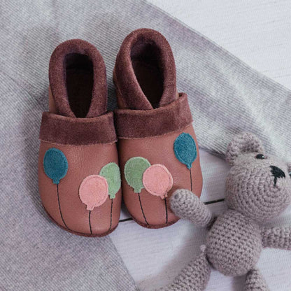 Pantolinos Lederschuhe mit Luftballons