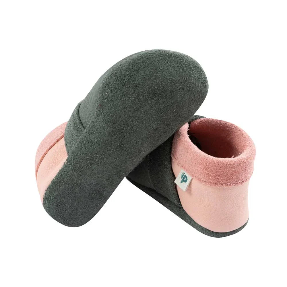 Pantolinos Stickblümchen